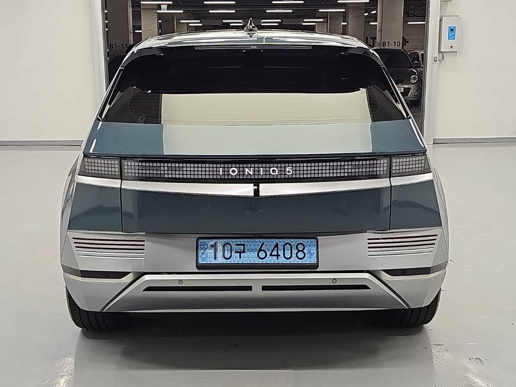 Hyundai Ioniq5 — photo 03