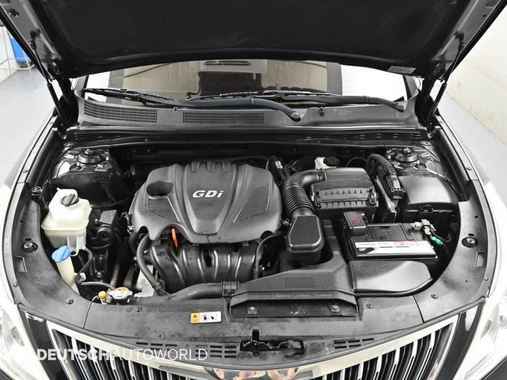 Hyundai Grandeur — photo 06