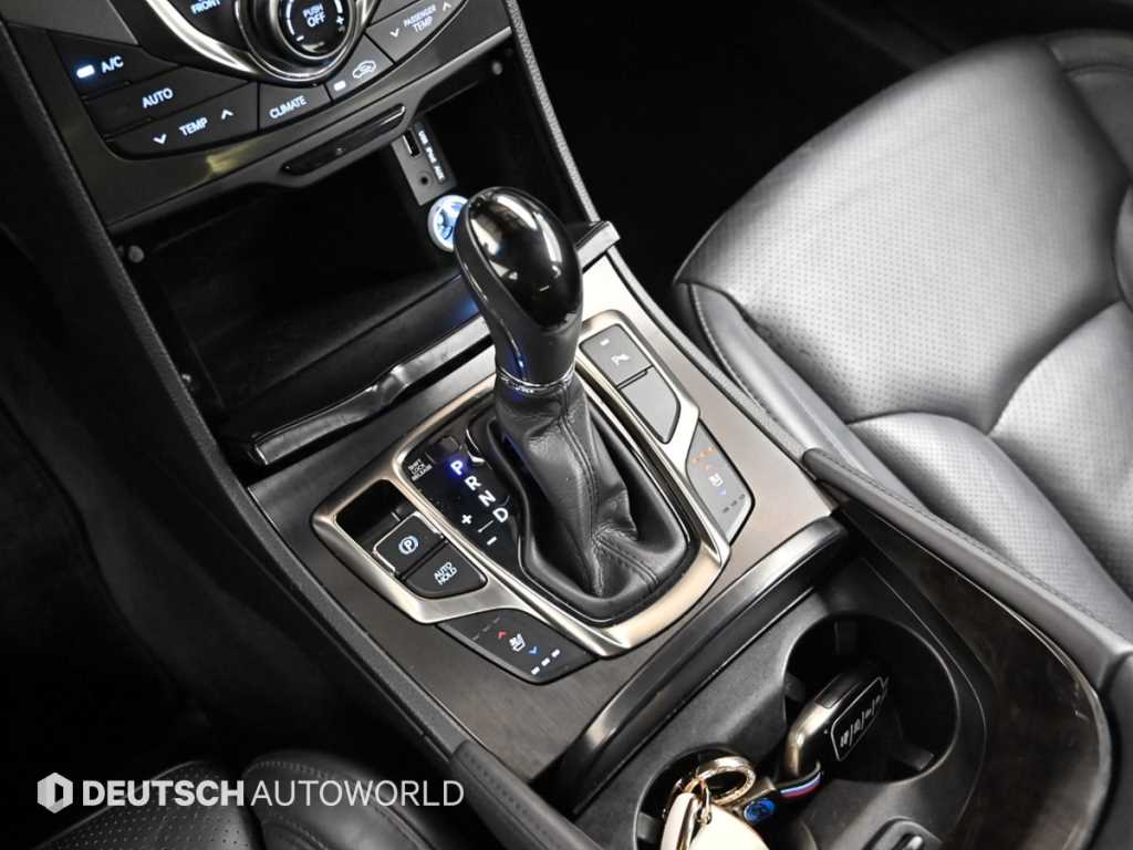 Hyundai Grandeur — photo 09