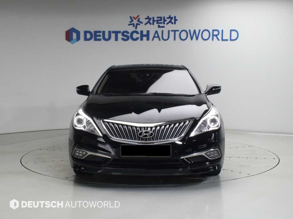 Hyundai Grandeur — photo 03