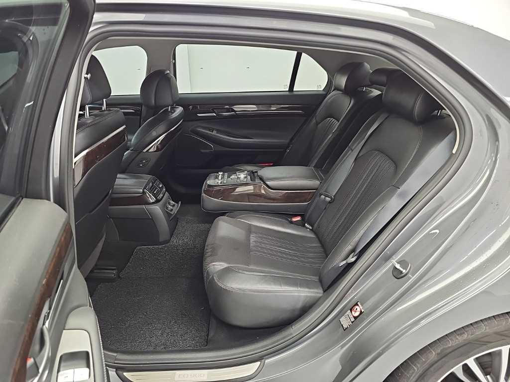 Genesis EQ900 — photo 12