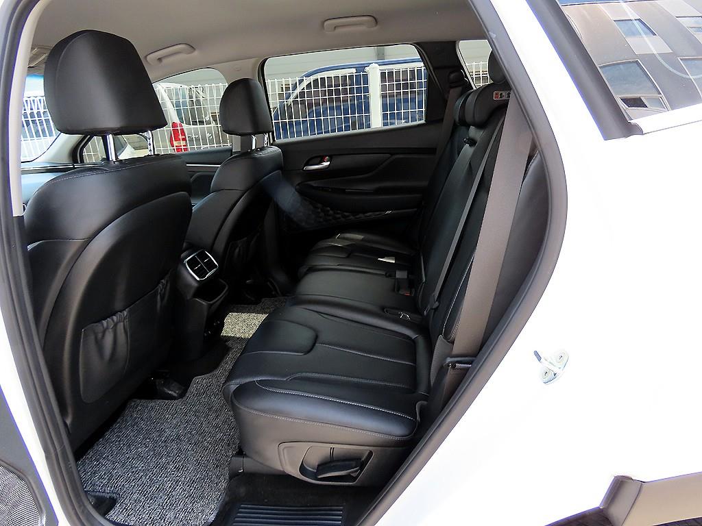 Hyundai Santafe — photo 06