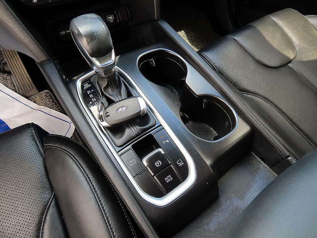 Hyundai Santafe — photo 10