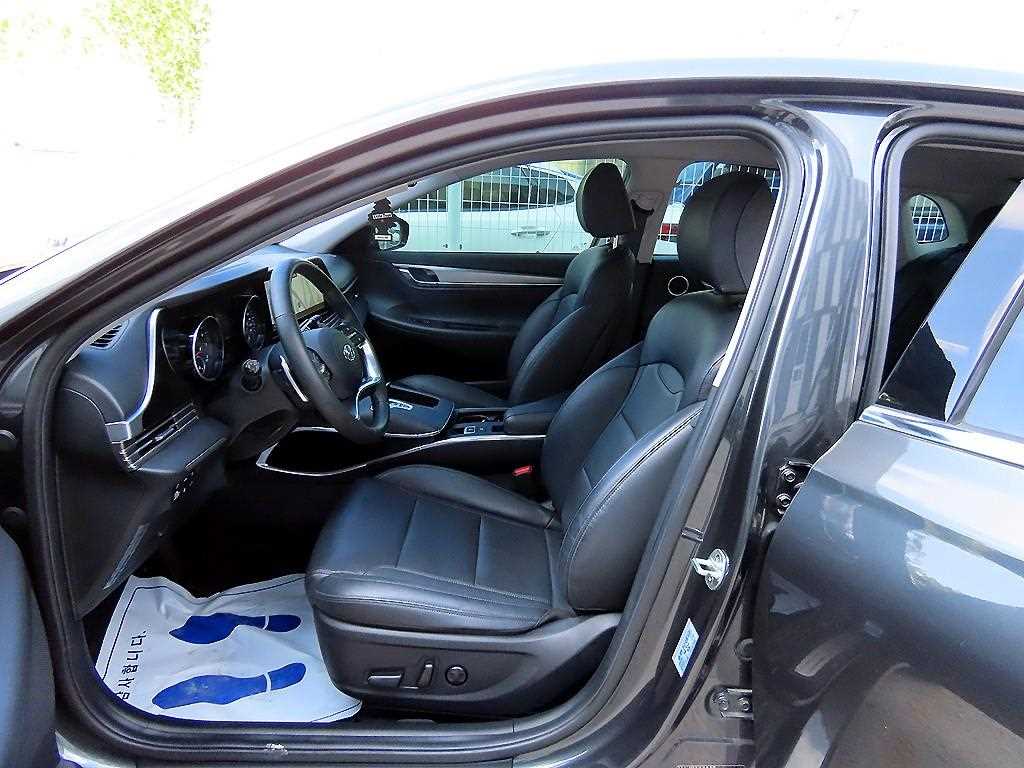 Hyundai Grandeur — photo 05