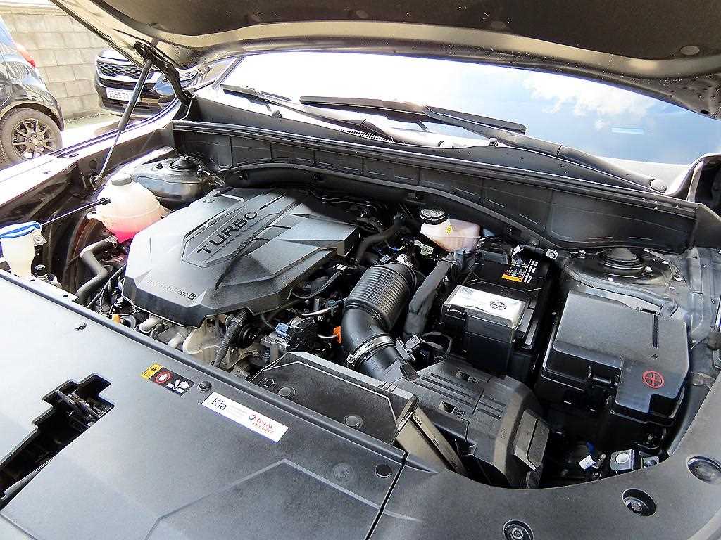 Kia Sorento — photo 19