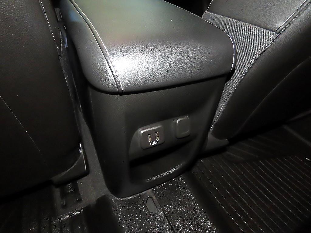 CHEVROLET Colorado — photo 16