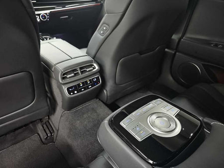 Genesis G80 — photo 13
