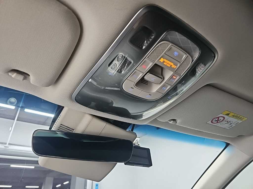 Genesis G80 — photo 17