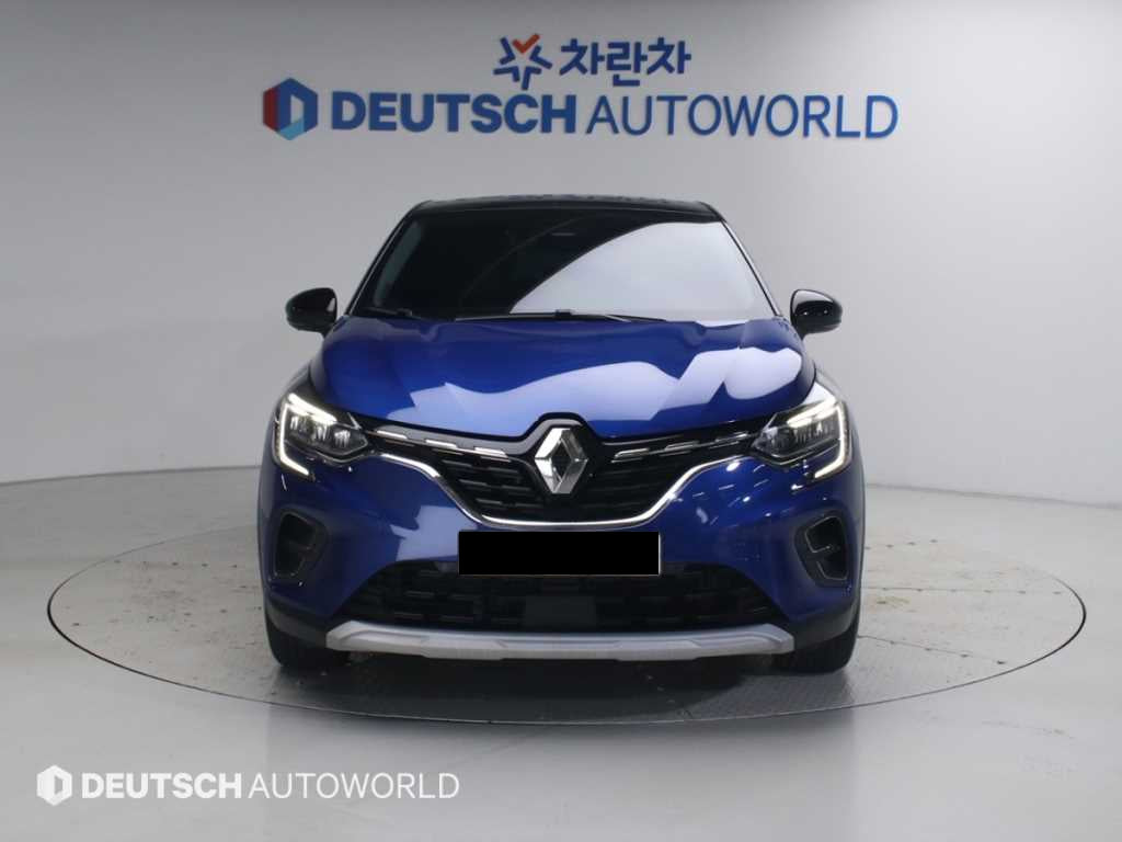 RENAULT Captur — photo 03