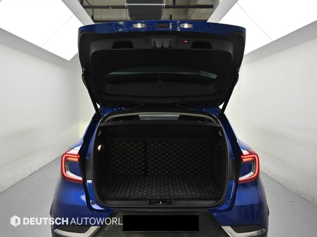 RENAULT Captur — photo 19