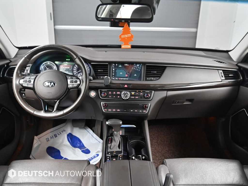 Kia K7 — photo 07