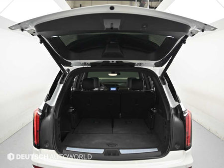 Cadillac XT6 — photo 19
