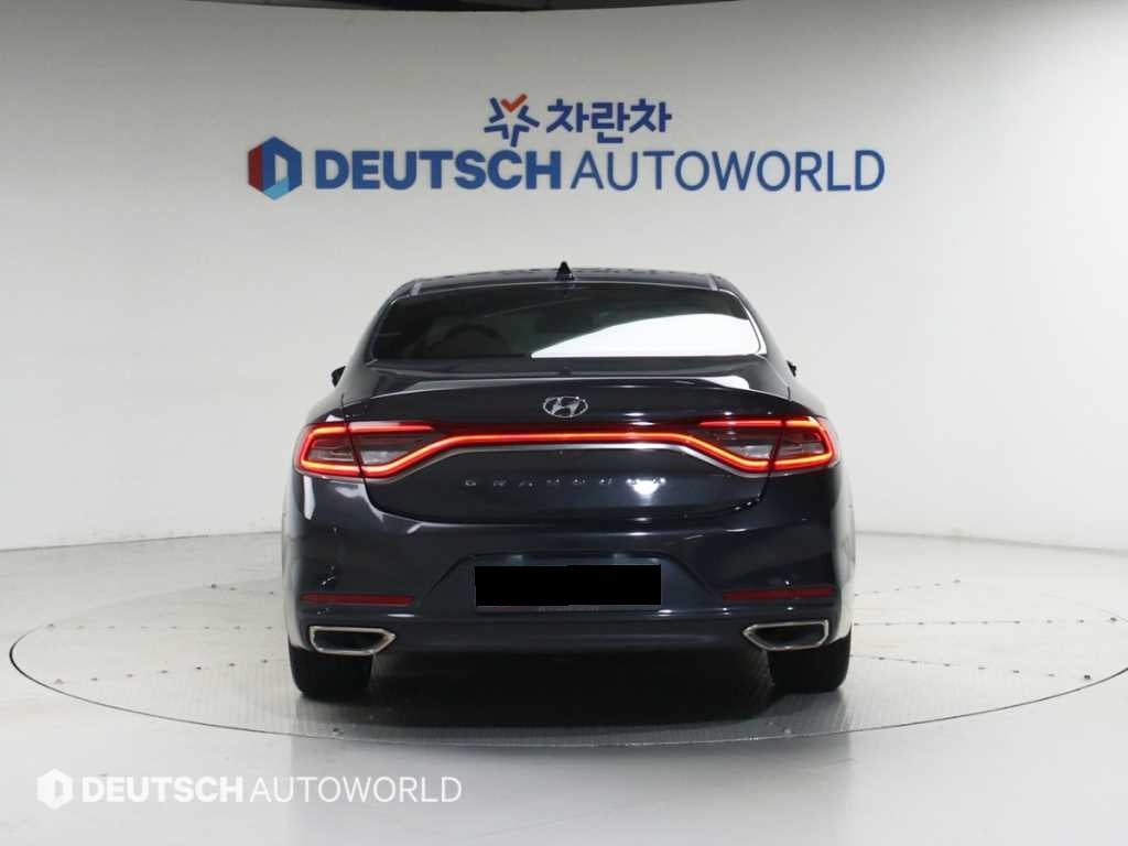 Hyundai Grandeur — photo 04