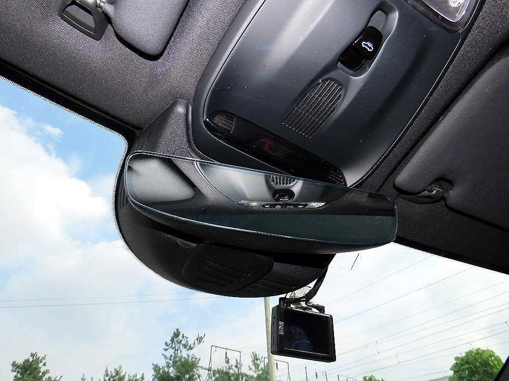 Volvo XC60 — photo 15