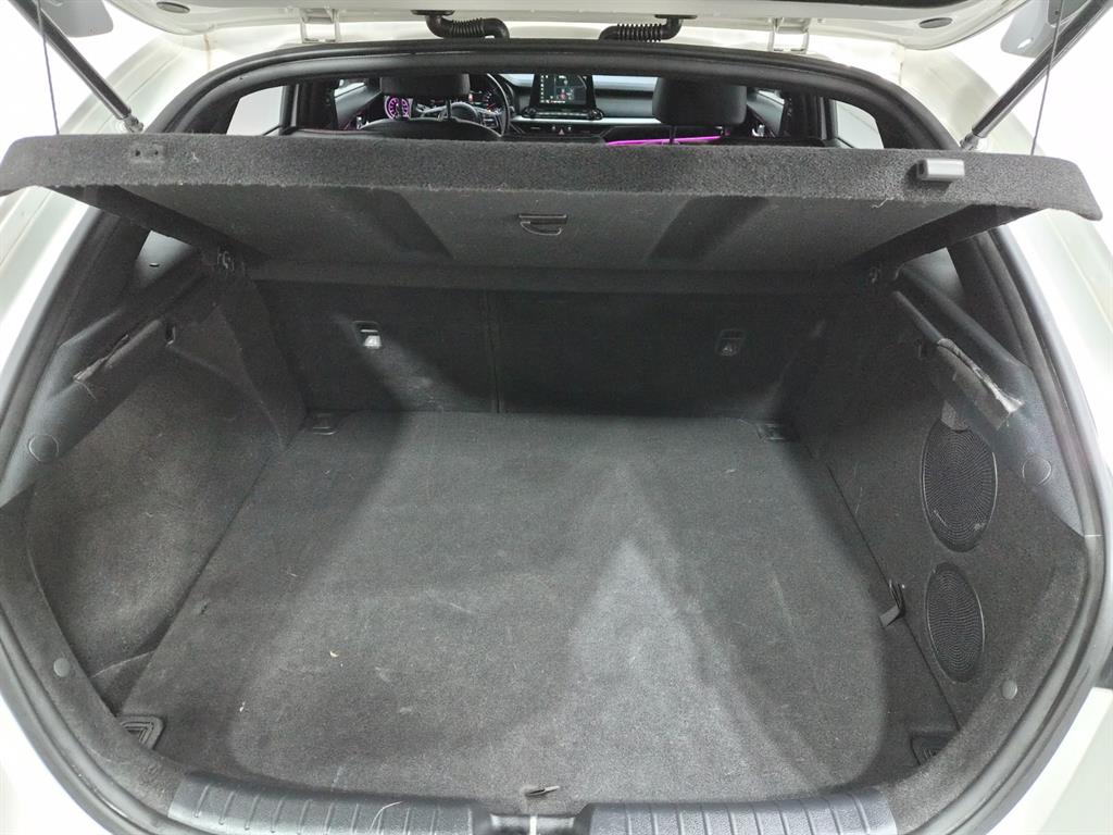 Kia K3 — photo 05