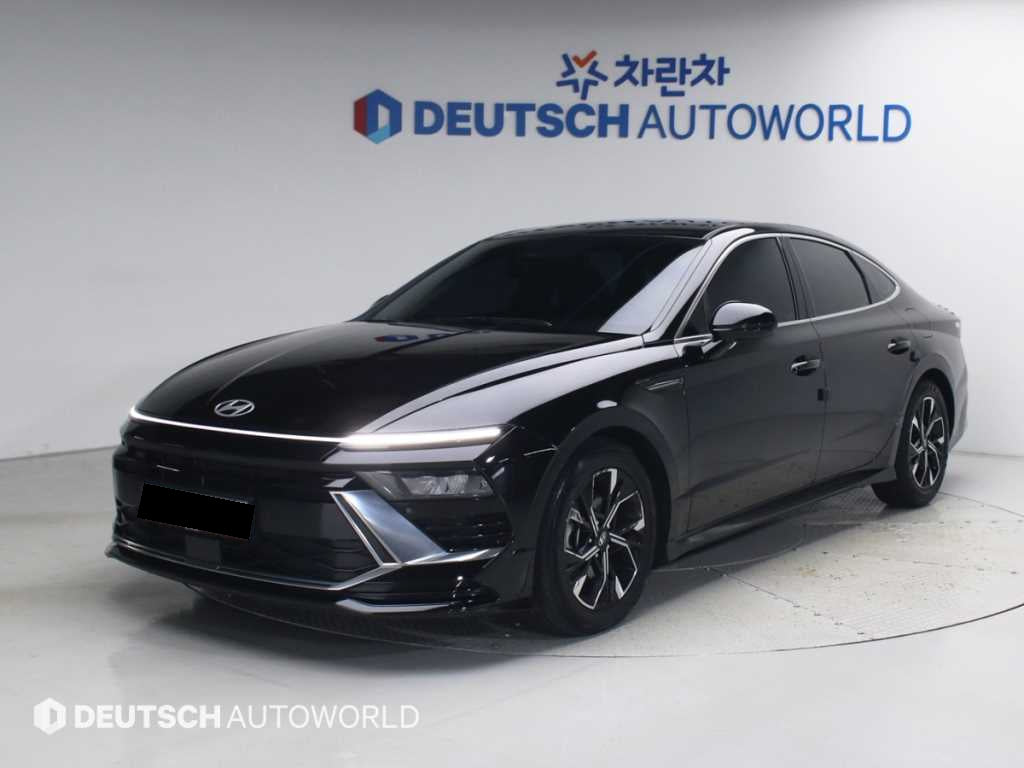 Hyundai Sonata — photo 01