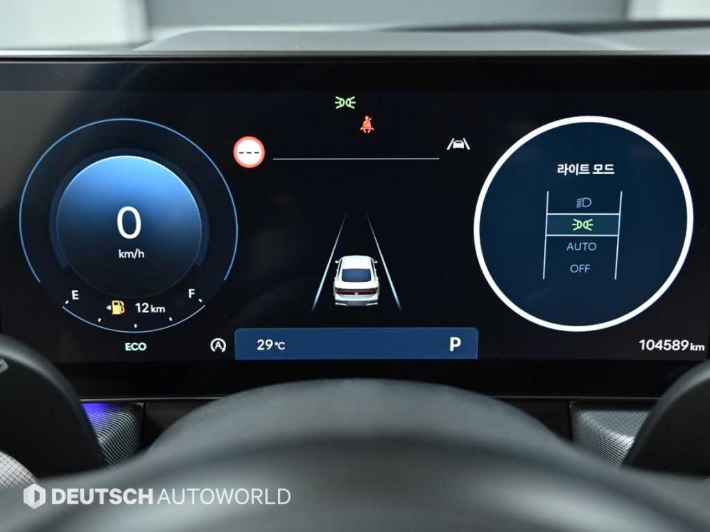 Hyundai Sonata — photo 08