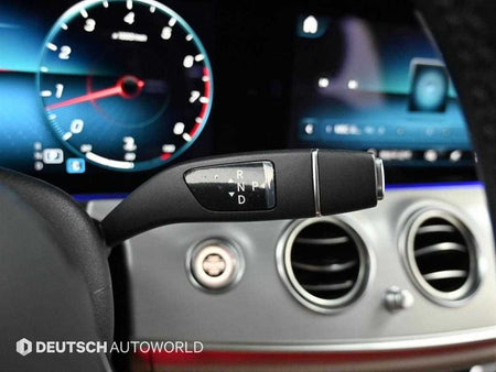 Mercedes-Benz E-Class — photo 09