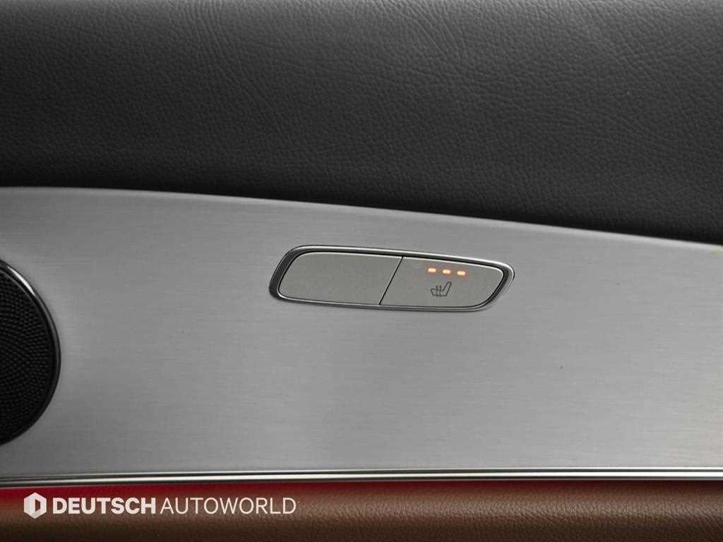 Mercedes-Benz E-Class — photo 16
