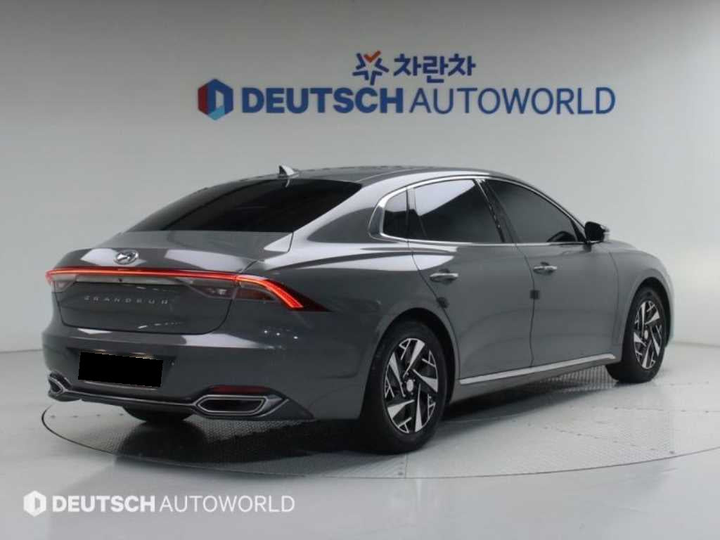 Hyundai Grandeur — photo 02