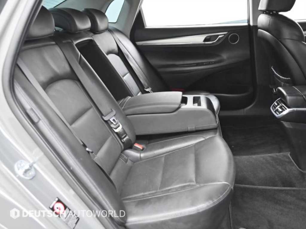 Hyundai Grandeur — photo 12