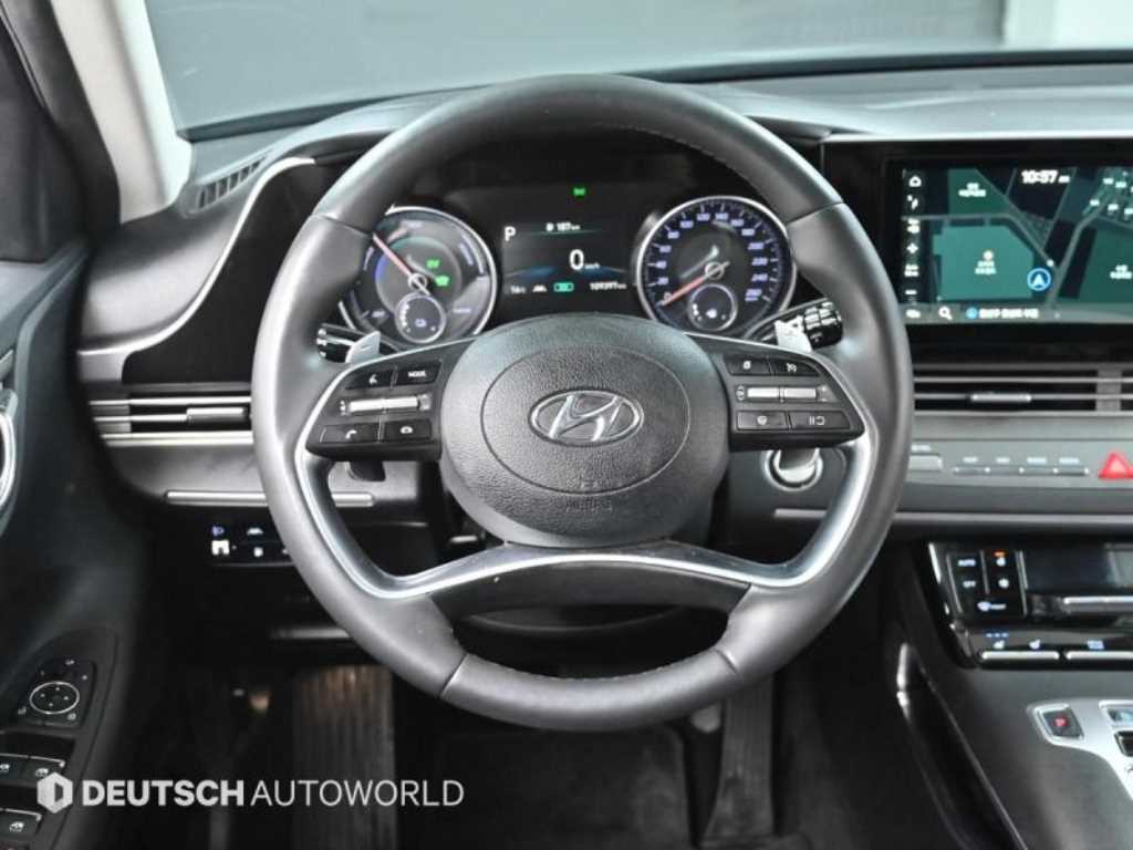 Hyundai Grandeur — photo 13