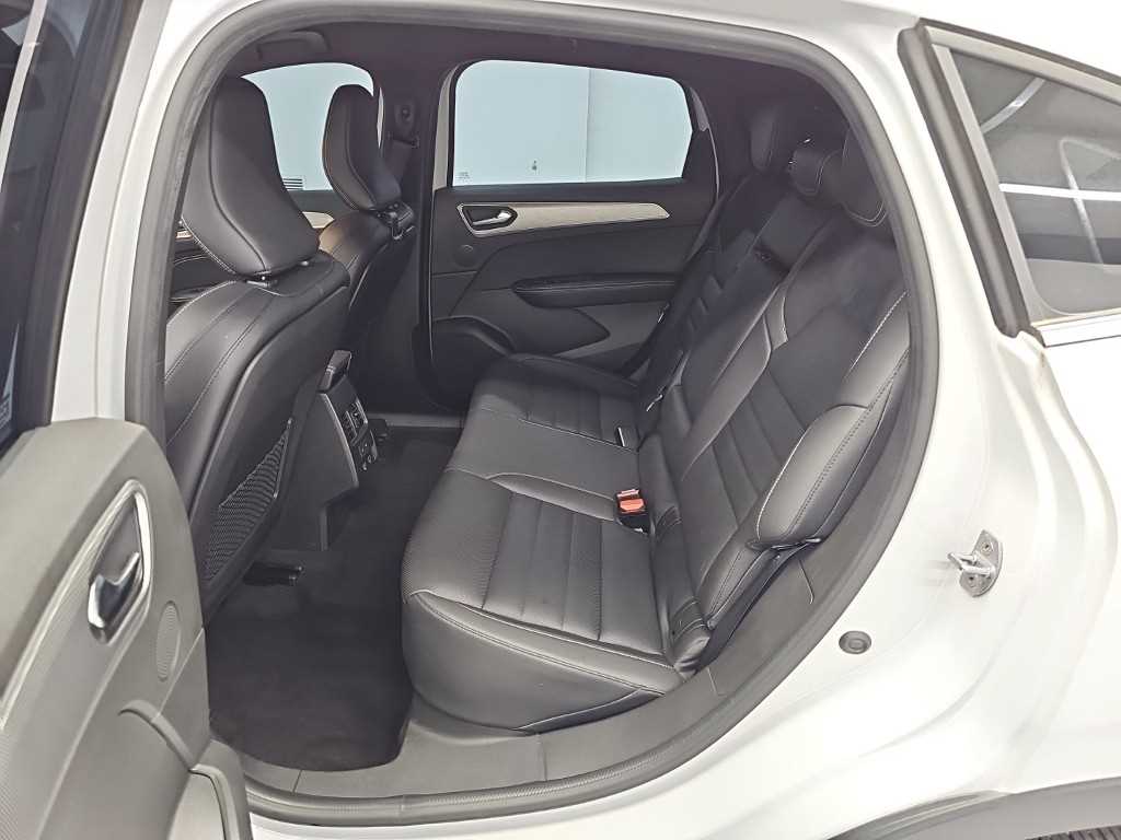 RENAULT Arkana — photo 12