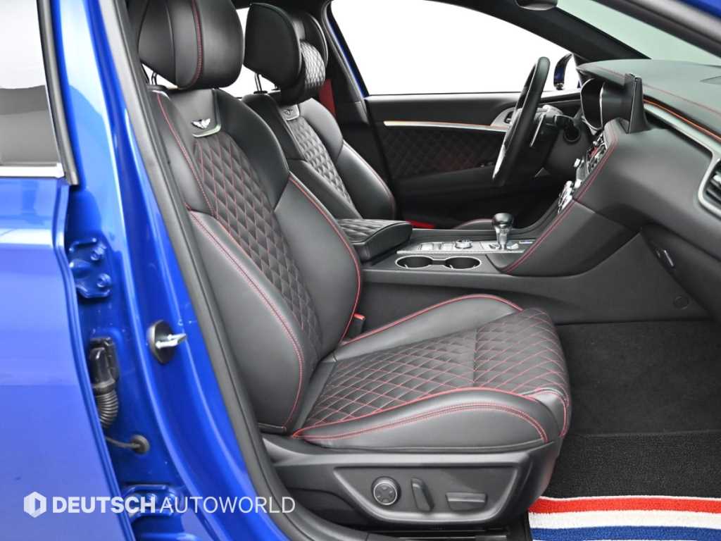 Genesis G70 — photo 10
