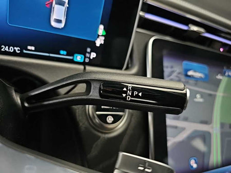 Mercedes-Benz E-Class — photo 08