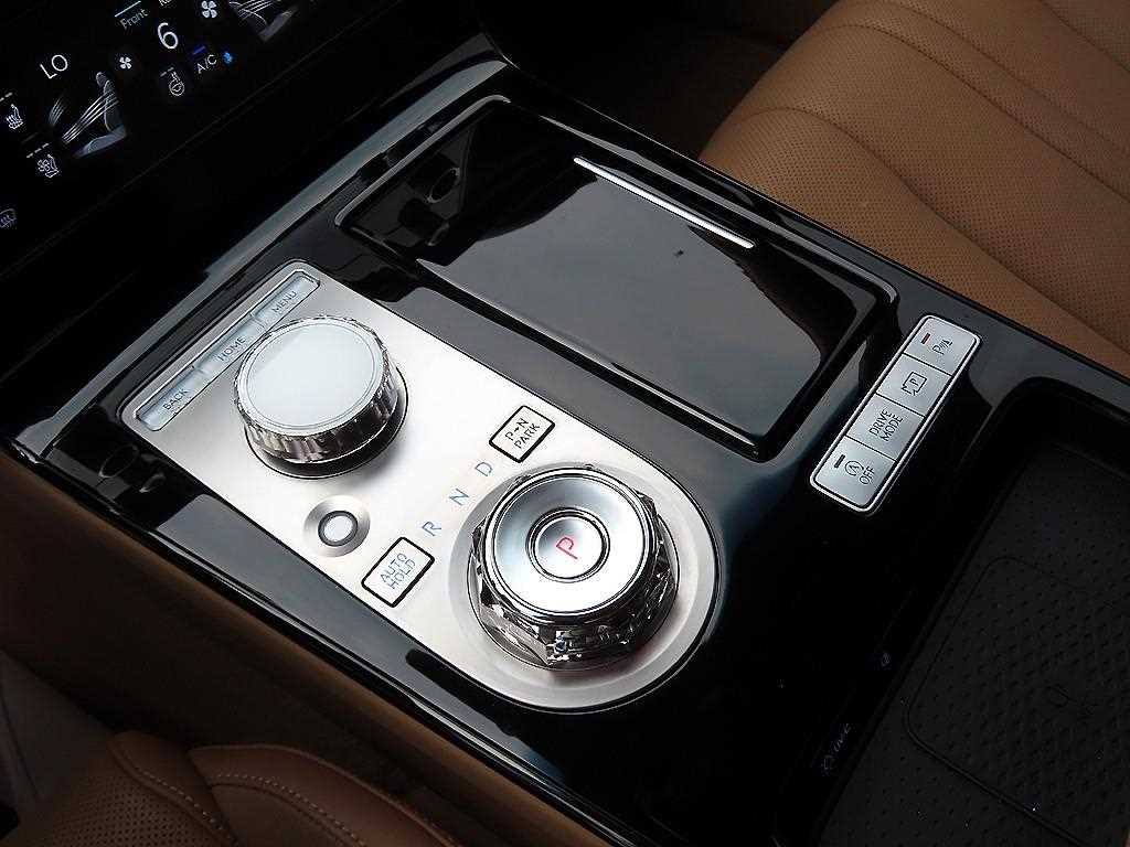 Genesis G80 — photo 11