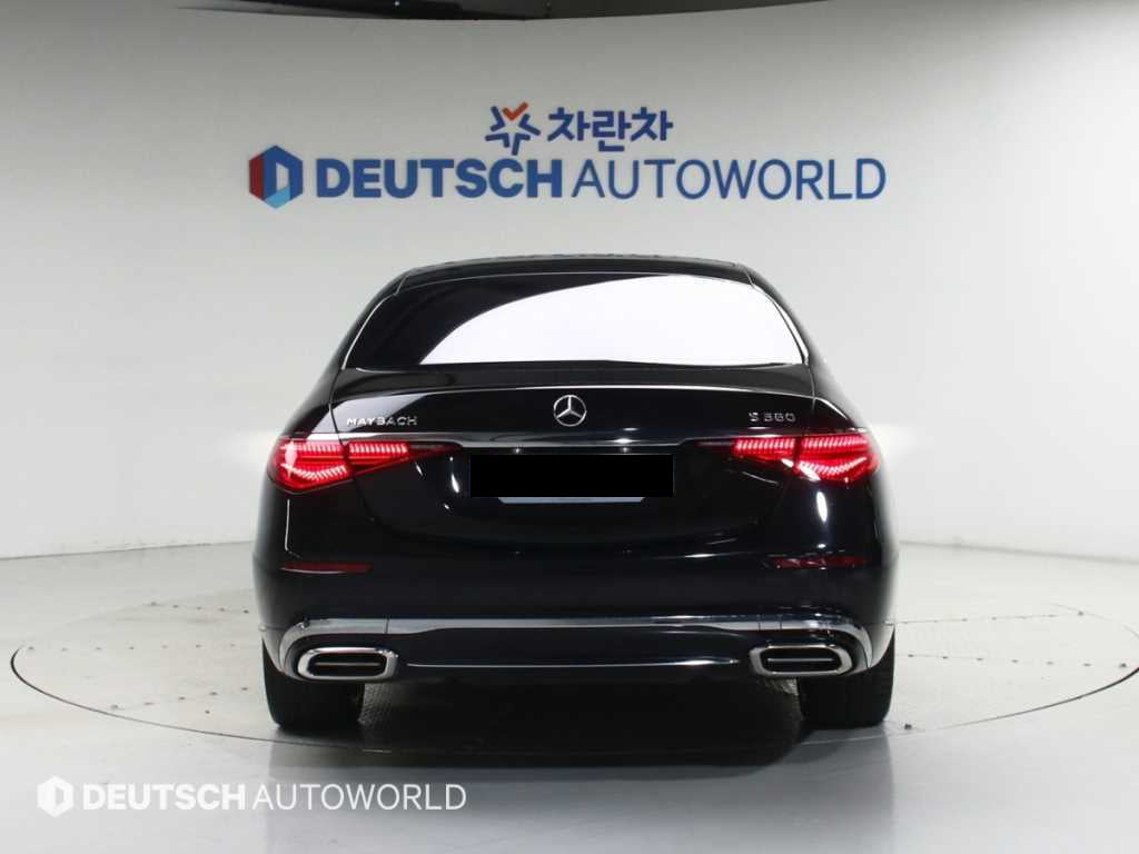 Mercedes-Benz S-Class — photo 04