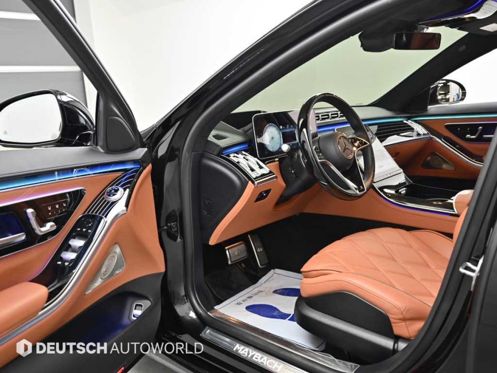 Mercedes-Benz S-Class — photo 11