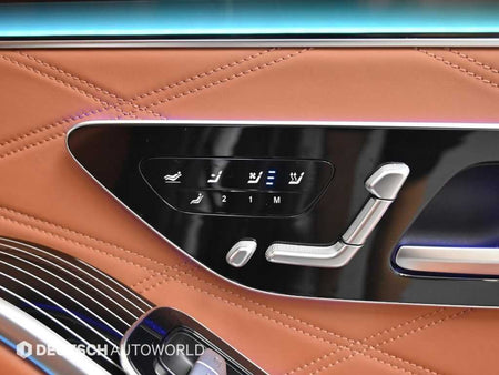Mercedes-Benz S-Class — photo 16