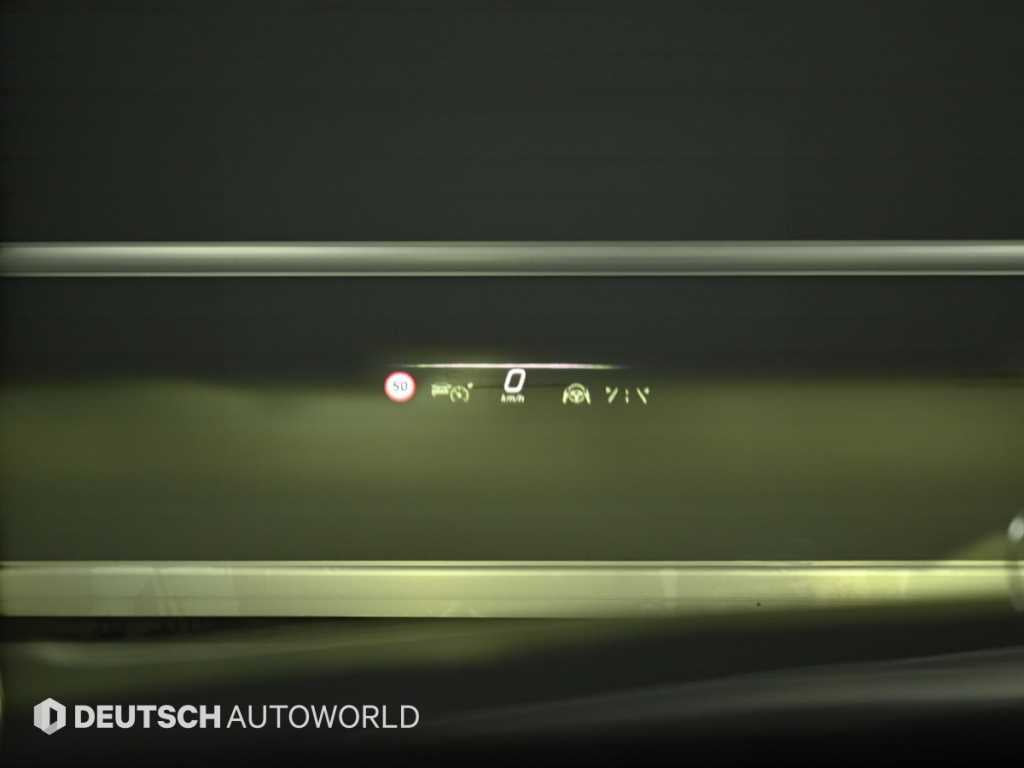Mercedes-Benz S-Class — photo 17