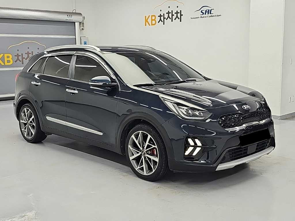 Kia Niro — photo 04
