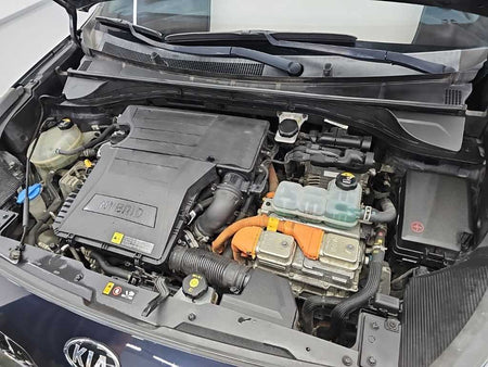 Kia Niro — photo 05
