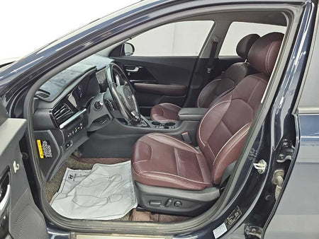 Kia Niro — photo 11