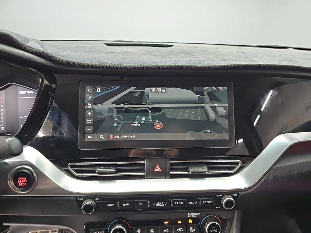 Kia Niro — photo 14
