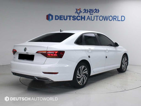 Volkswagen Jetta — photo 03