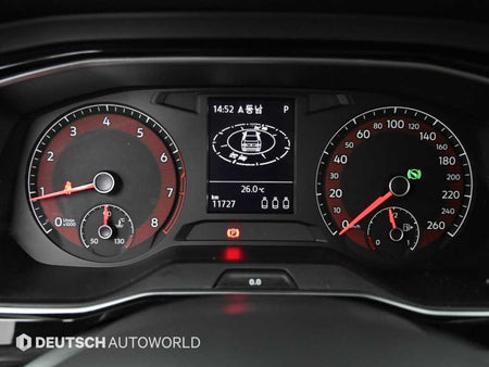 Volkswagen Jetta — photo 08