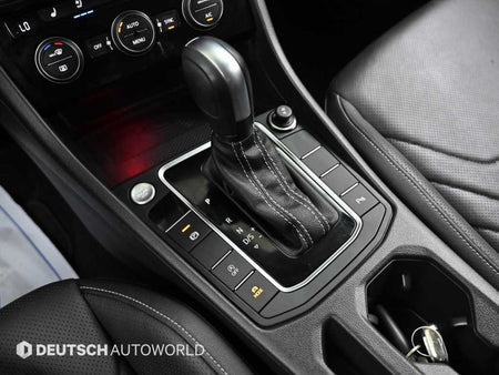 Volkswagen Jetta — photo 09