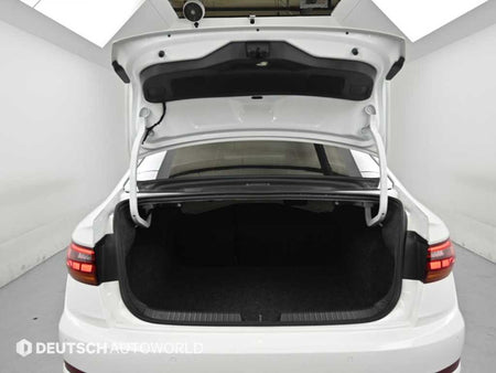 Volkswagen Jetta — photo 19