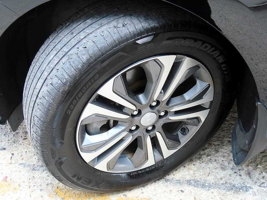 Kia Carnival — photo 20
