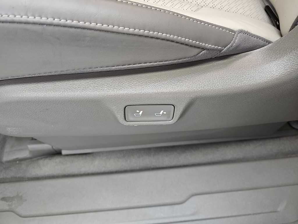 Kia Carnival — photo 13
