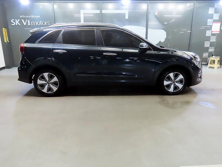 Kia Niro — photo 03