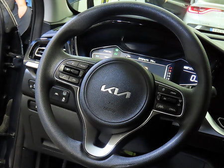 Kia Niro — photo 08
