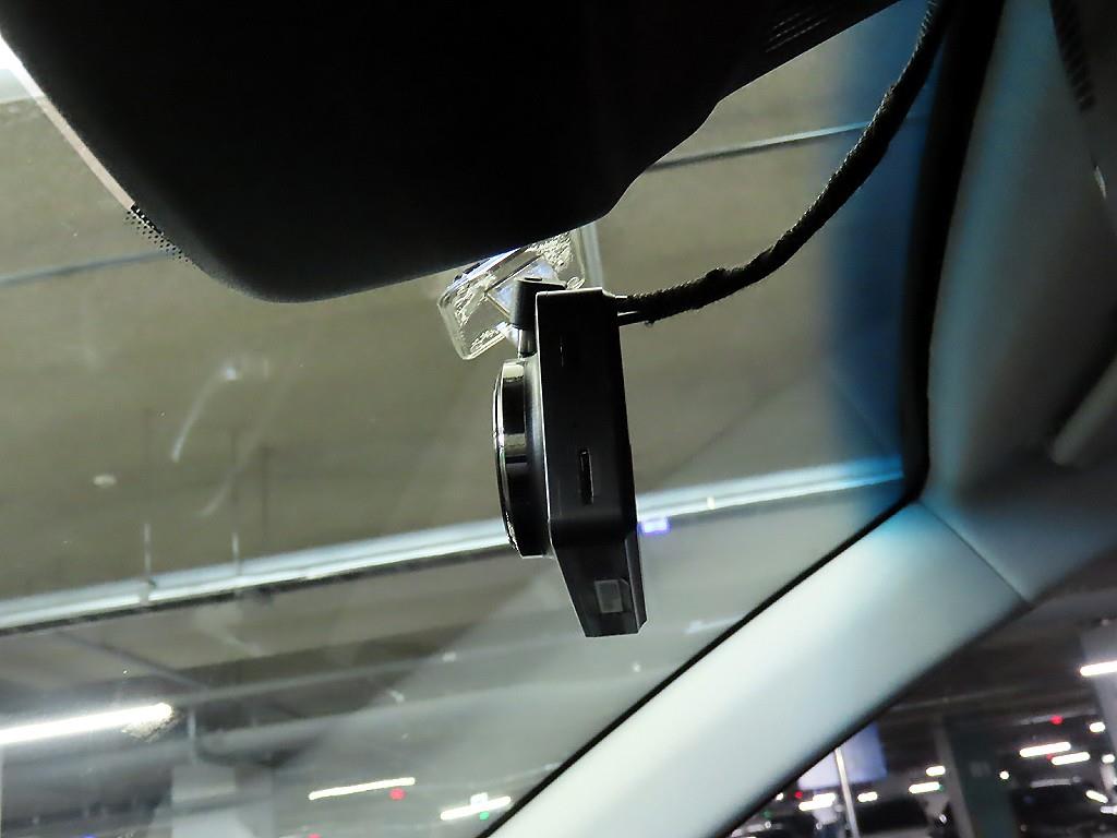 Kia Niro — photo 16