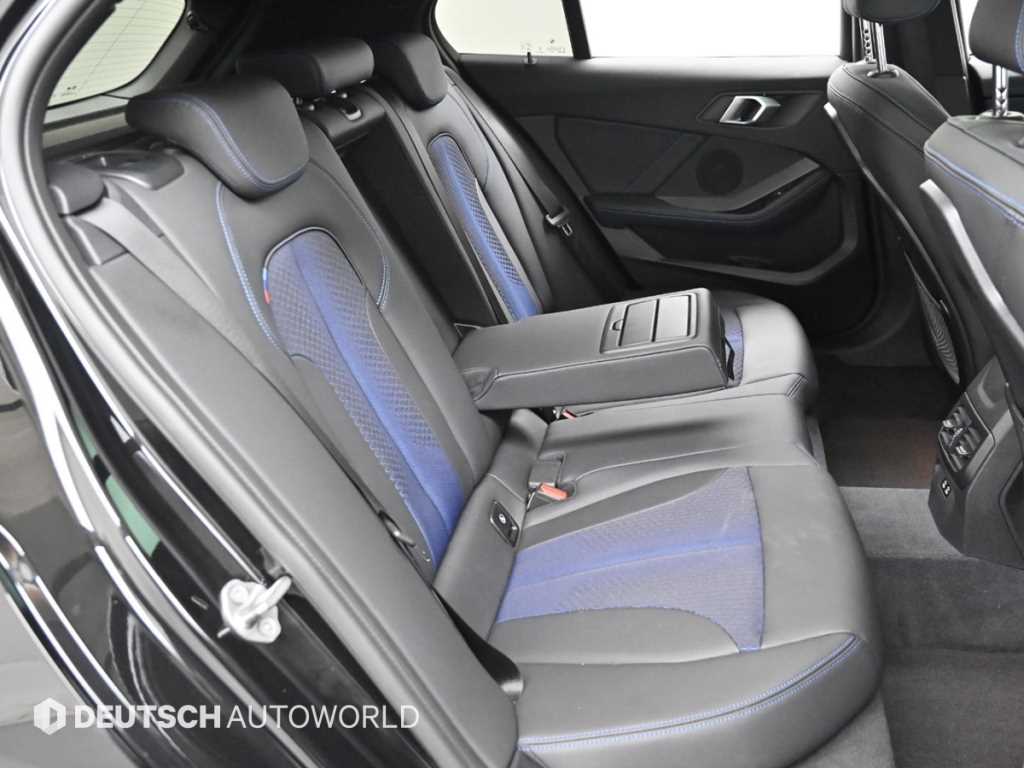 BMW 1-Series — photo 12