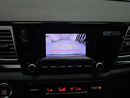 Kia Niro — photo 14