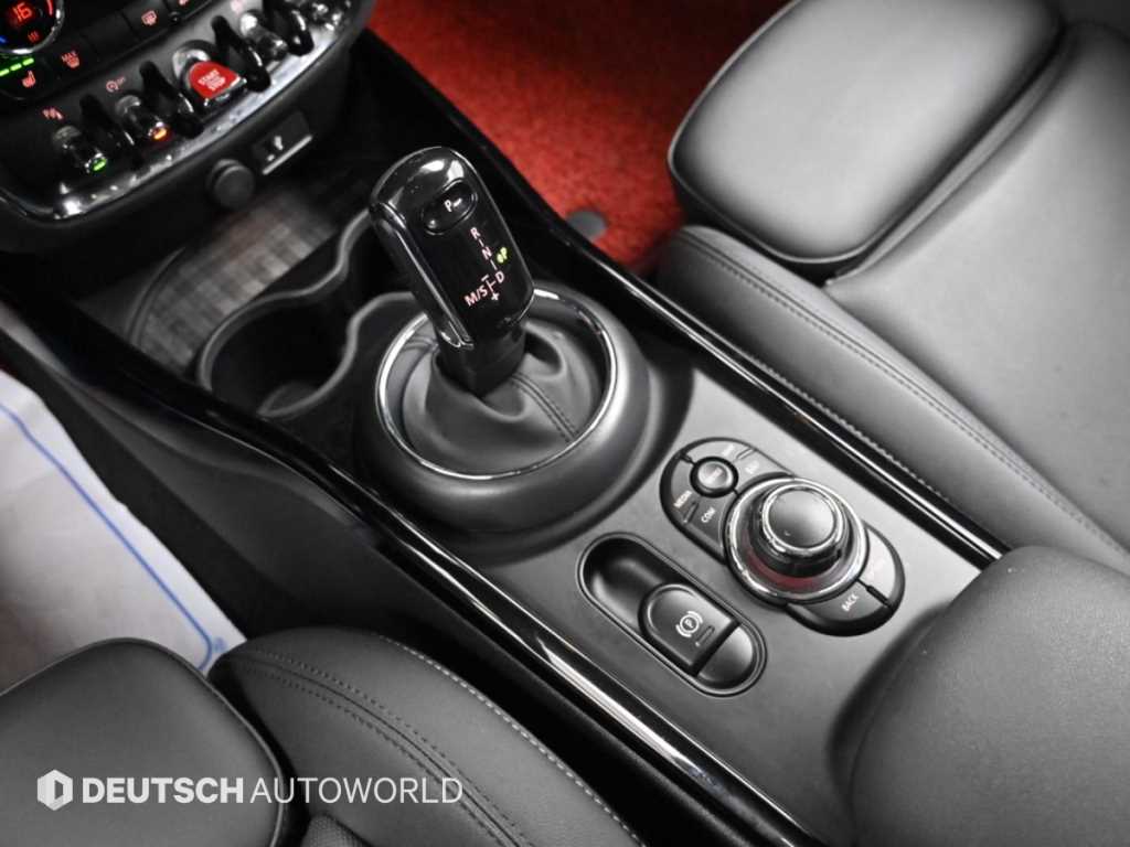Mini Clubman — photo 09